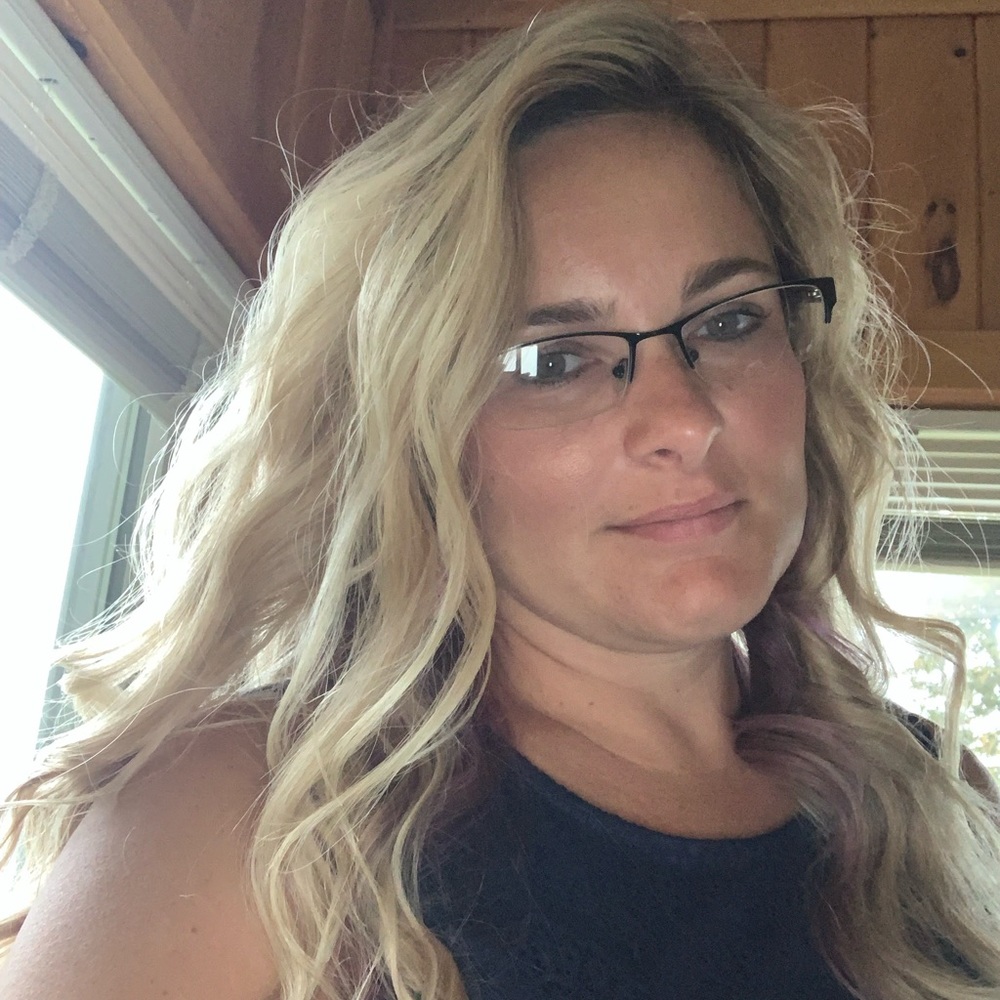 Meet your Posher, Nikki